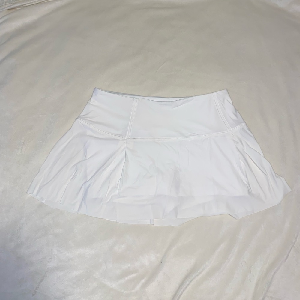 White lululemon skirt